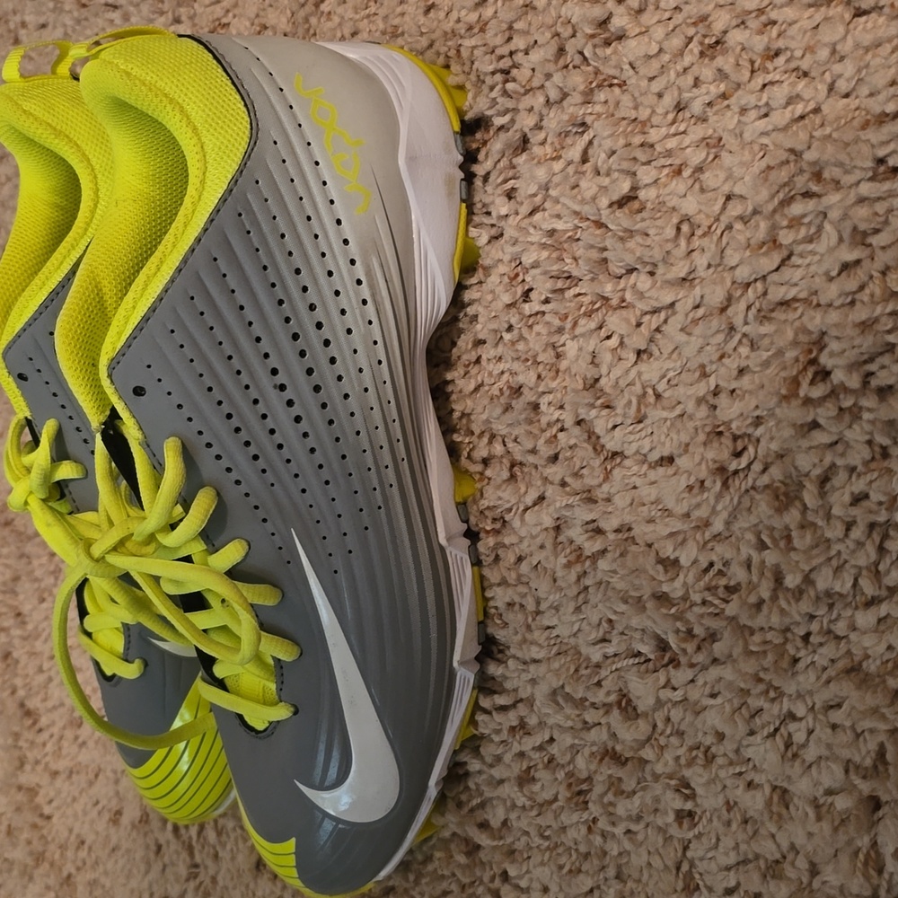 Men's Nike Gray and Neon Yellow Cleats Size 8 (0817) - Picture 3 of 10